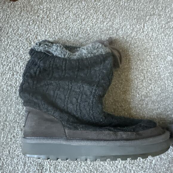Skechers Gray Sweater Pull On Boots Women’s Size 6 - Picture 3 of 10
